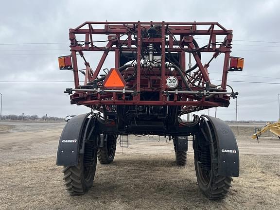 Image of Case IH Patriot 3320 equipment image 2