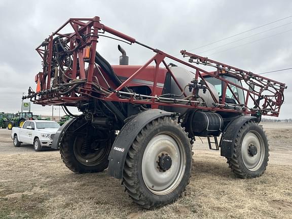 Image of Case IH Patriot 3320 equipment image 3