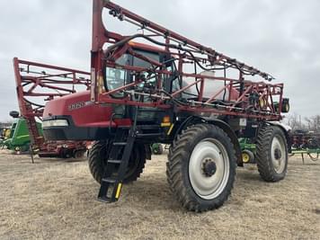 Main image Case IH Patriot 3320