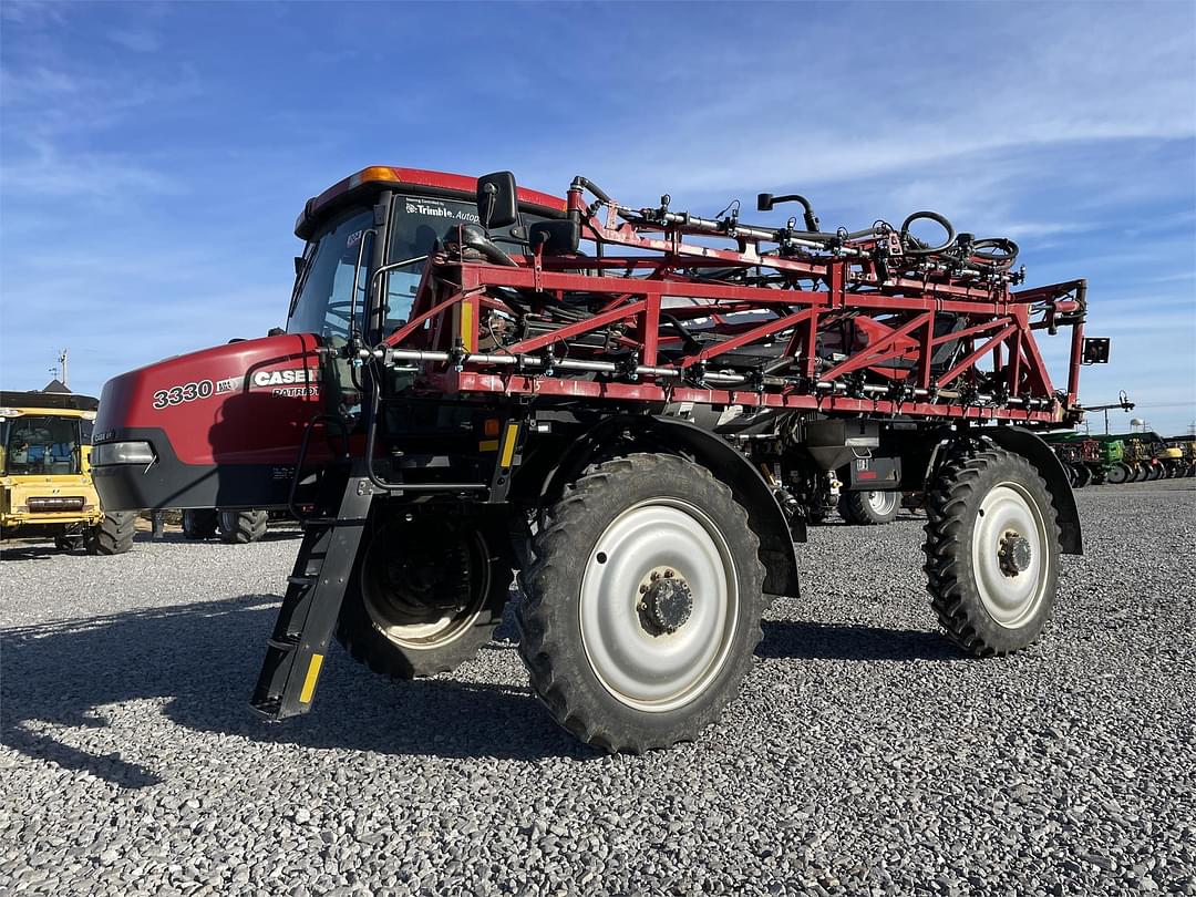 Image of Case IH 3330 Patriot Primary image