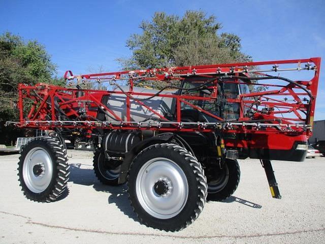 Image of Case IH 3330 Patriot equipment image 1