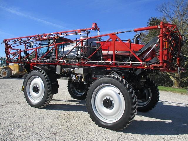 Image of Case IH 3330 Patriot equipment image 4