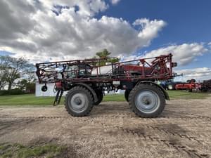 2009 Case IH 3330 Patriot Image