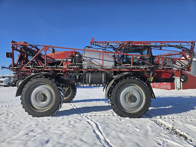 Image of Case IH 3330 Patriot equipment image 1