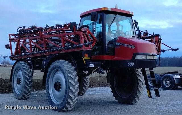 Image of Case IH 3330 Patriot equipment image 2