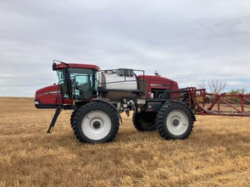 Main image Case IH Patriot 4420