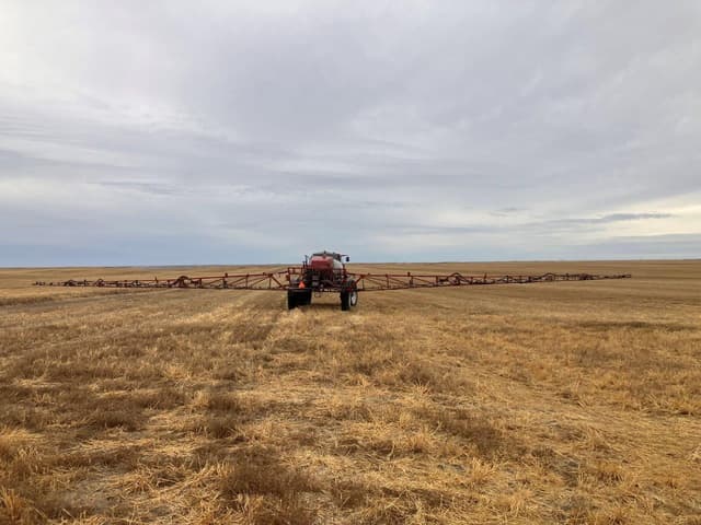 Image of Case IH Patriot 4420 equipment image 4