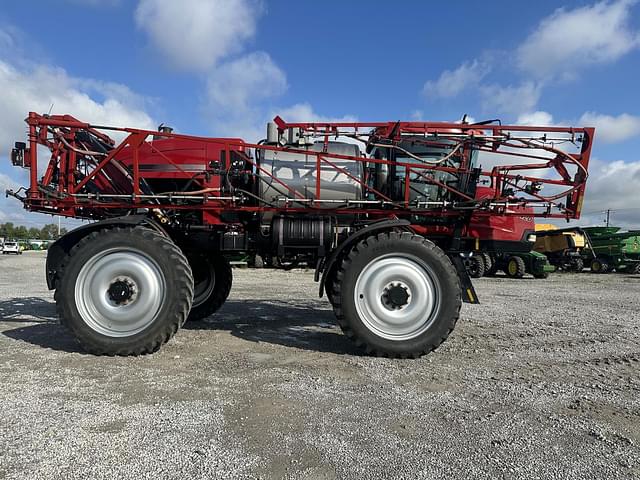 Image of Case IH Patriot 4420 equipment image 3