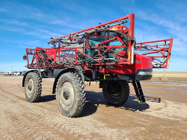 Image of Case IH Patriot 4420 equipment image 1