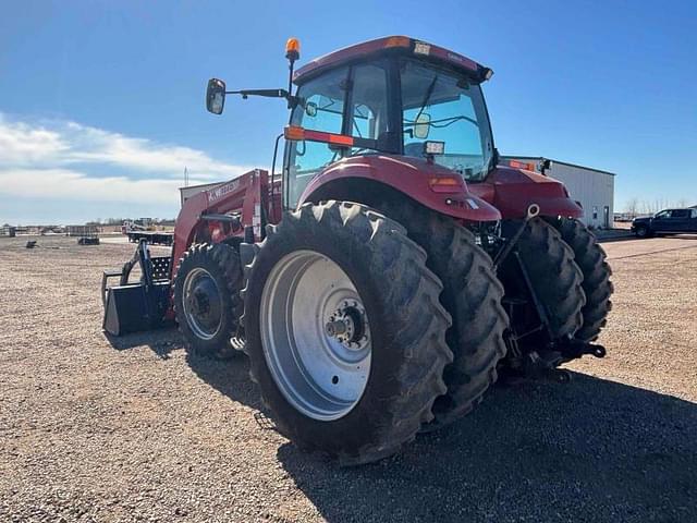 Image of Case IH Magnum 190 equipment image 3