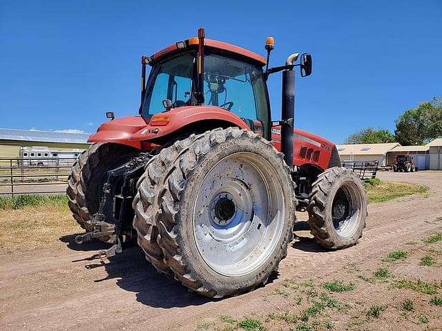 Image of Case IH Magnum 275 equipment image 2