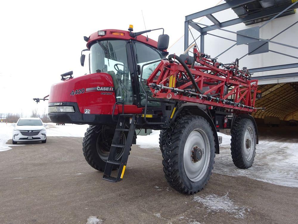 Main image Case IH Patriot 4420 1