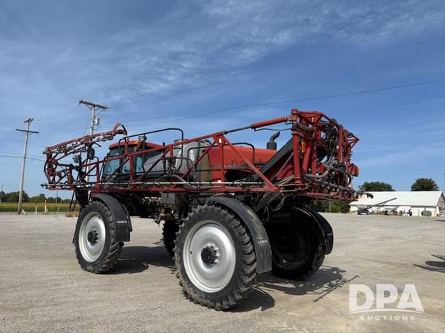 Image of Case IH 3330 Patriot equipment image 2