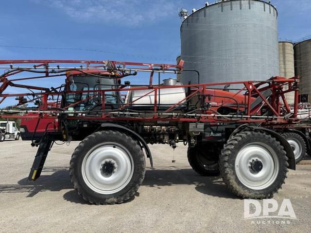 Image of Case IH 3330 Patriot equipment image 1