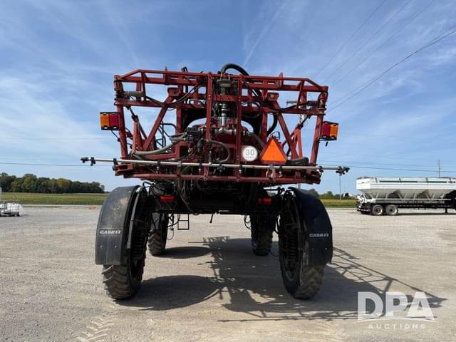 Image of Case IH 3330 Patriot equipment image 3