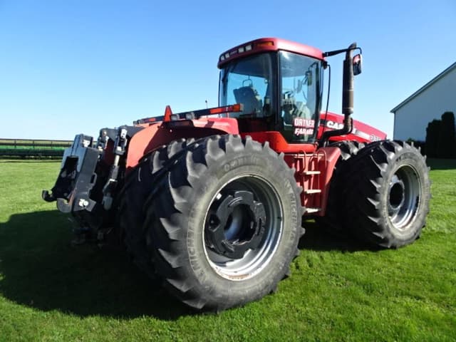 Image of Case IH Steiger 335 equipment image 2