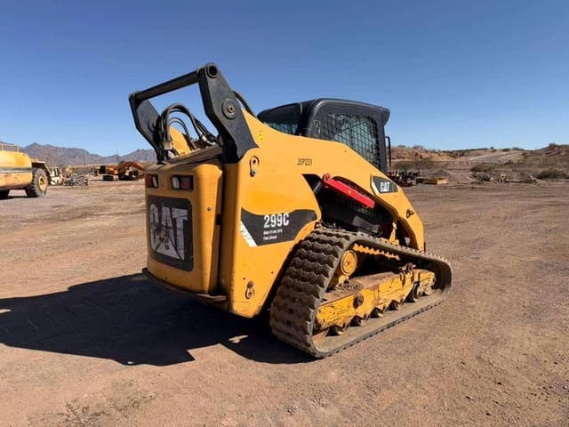 Image of Caterpillar 299C equipment image 4