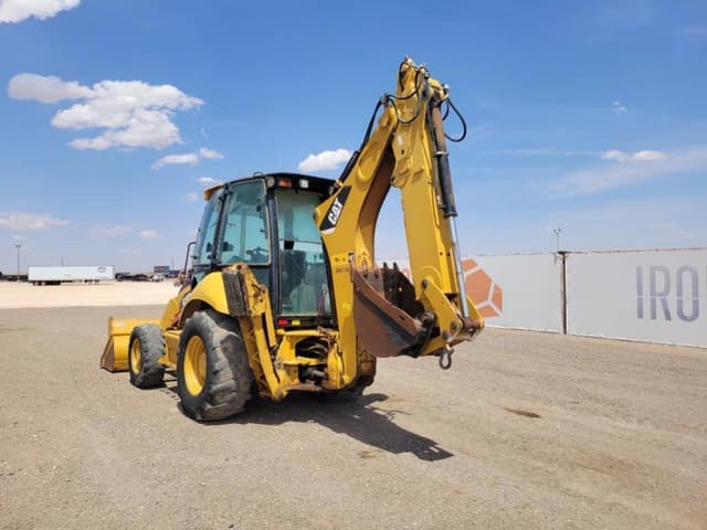 Image of Caterpillar 416E equipment image 3