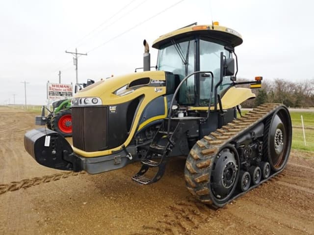 Image of Challenger MT765C equipment image 4