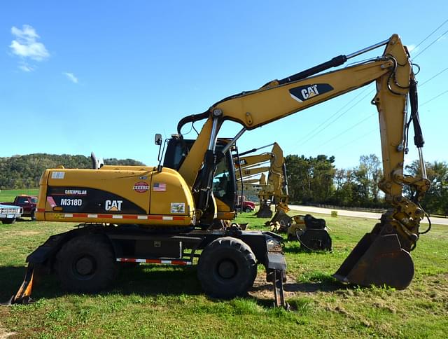 Image of Caterpillar M318D equipment image 2