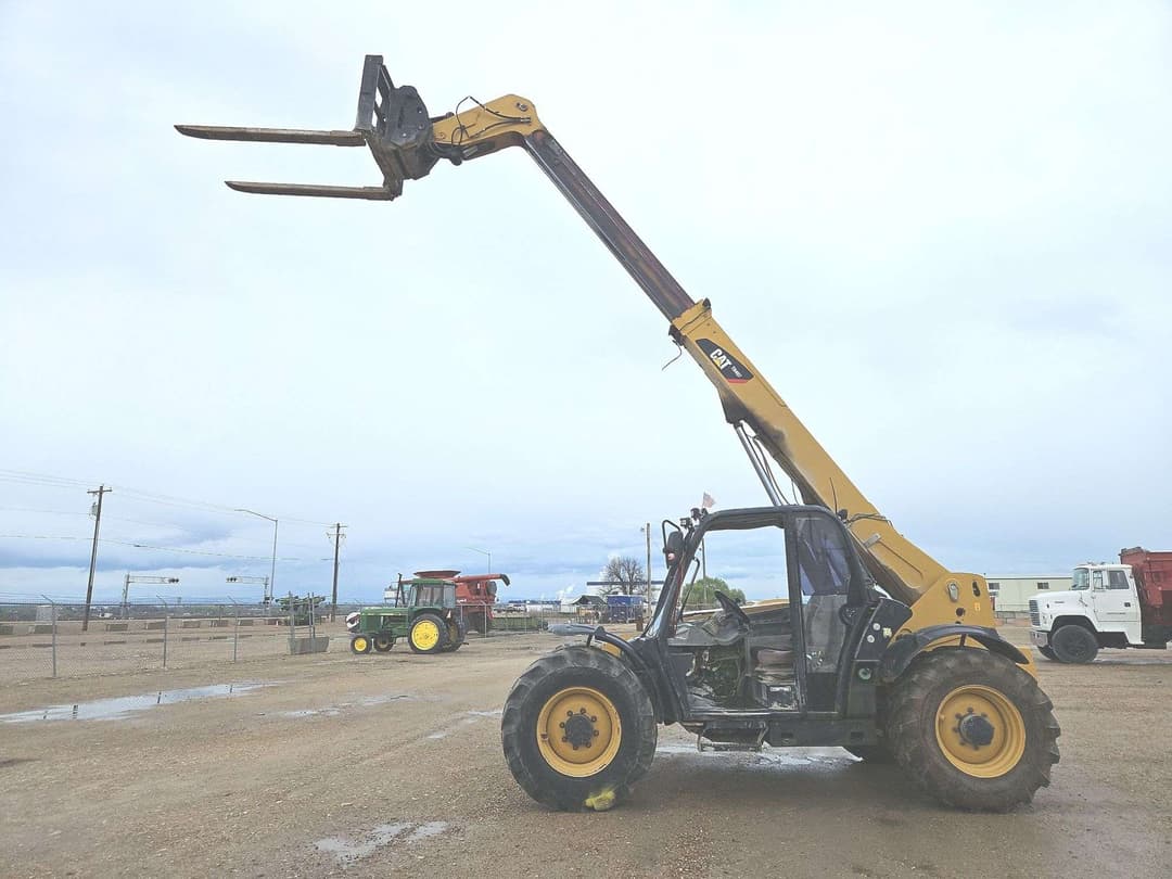 Image of Caterpillar TH407 Primary image