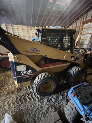 Image of Caterpillar 252B2 equipment image 2