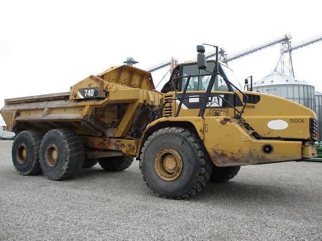 Image of Caterpillar 740 equipment image 1