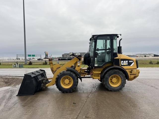Image of Caterpillar 908H equipment image 1