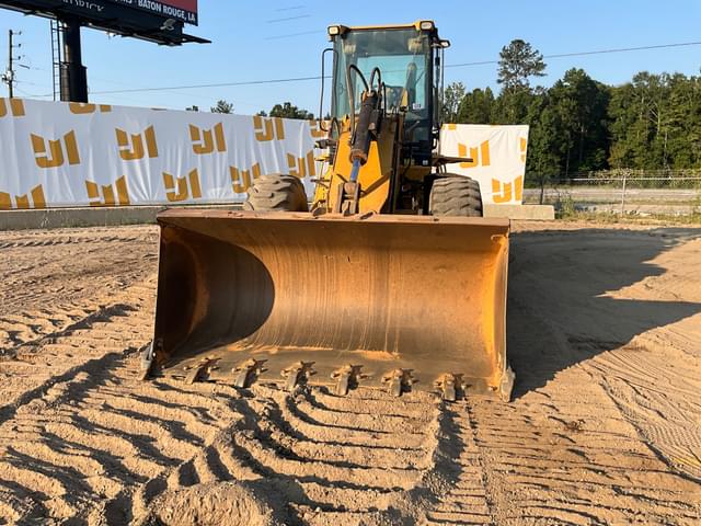 Image of Caterpillar 930H equipment image 1
