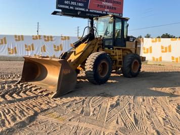 Main image Caterpillar 930H