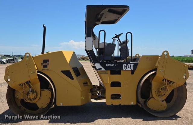 Image of Caterpillar CB534D equipment image 3