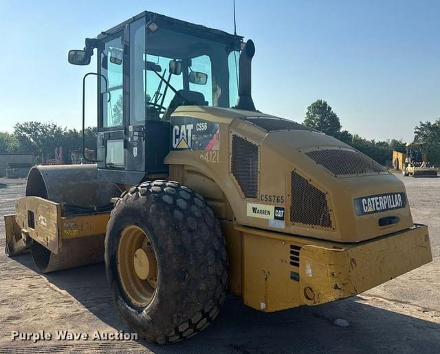 Image of Caterpillar CS56 equipment image 4