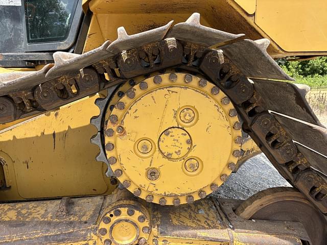 Image of Caterpillar D6N LGP equipment image 4