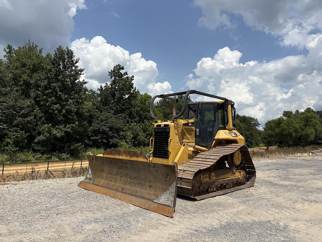 Image of Caterpillar D6N LGP Primary image