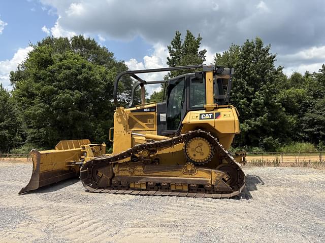 Image of Caterpillar D6N LGP equipment image 3
