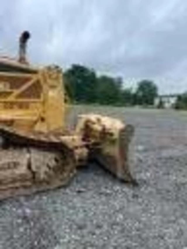 Image of Caterpillar D6N XL equipment image 3
