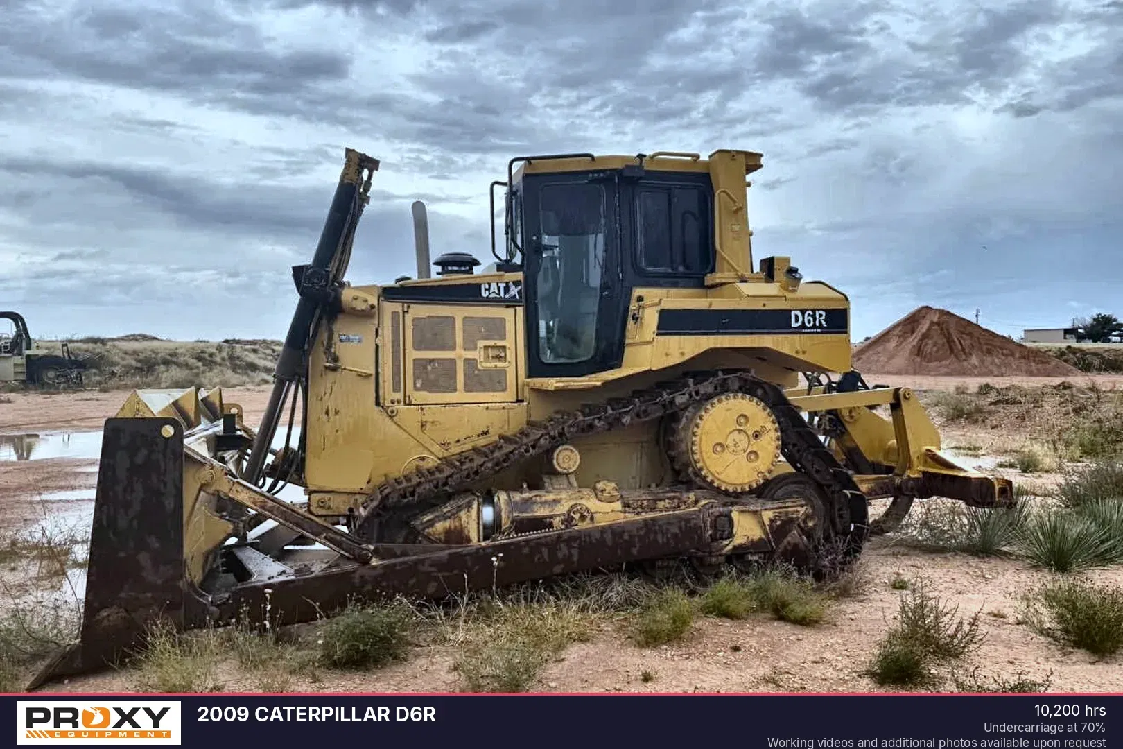 2009 Caterpillar D6R Equipment Image0