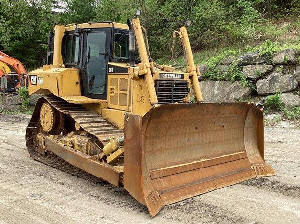 Image of Caterpillar D6T Image 0