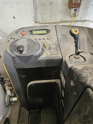 Image of Caterpillar NR4000P equipment image 4