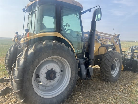 2009 Challenger MT545B Equipment Image0