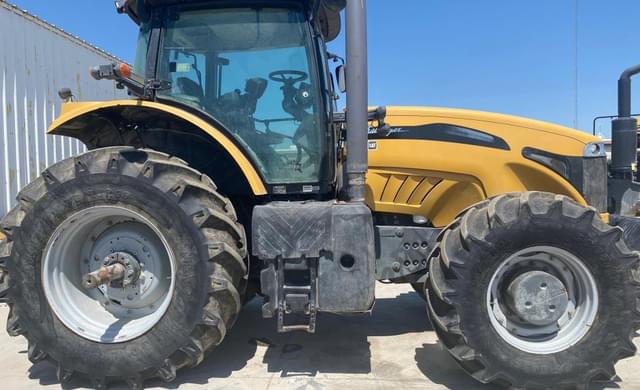 Image of Challenger MT665C equipment image 3