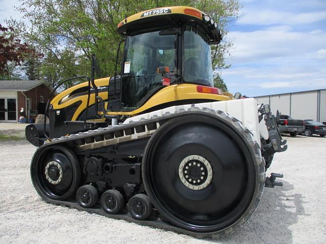 Image of Challenger MT755C equipment image 4