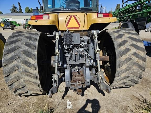 Image of Challenger MT765C equipment image 4