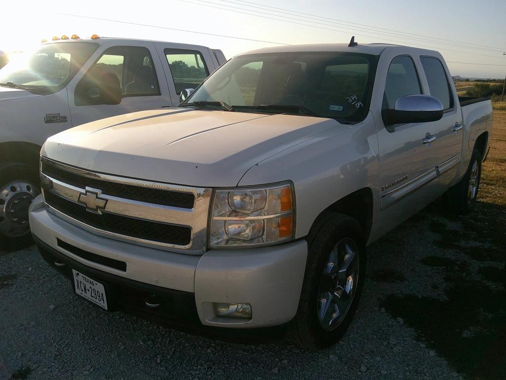 Image of Chevrolet Silverado Image 0
