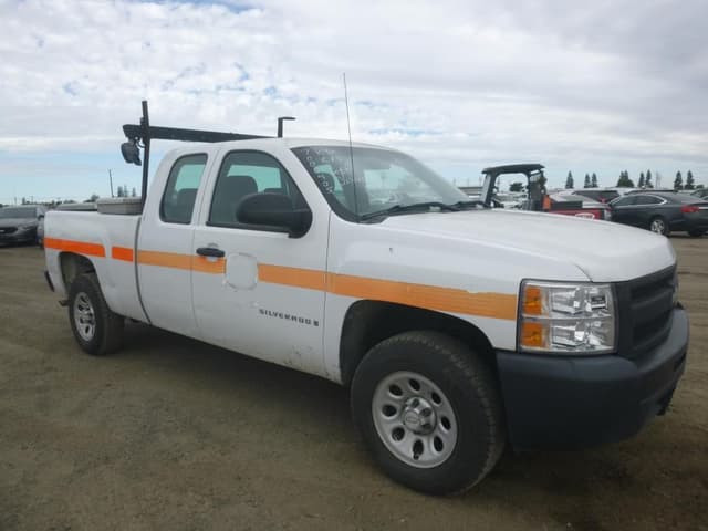 Image of Chevrolet 1500 equipment image 1