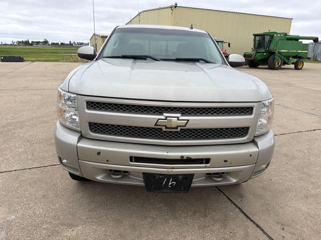 Image of Chevrolet 1500 equipment image 1