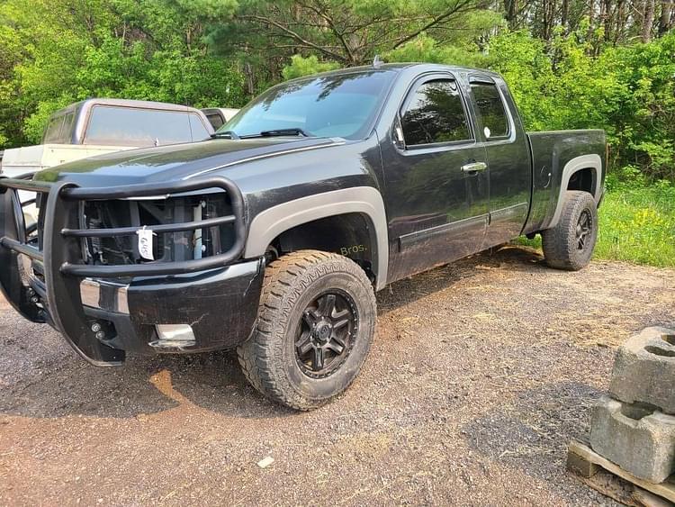 2009 Chevrolet 1500 Equipment Image0