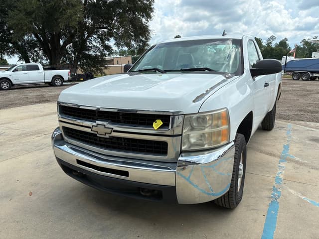 Image of Chevrolet 2500 equipment image 1