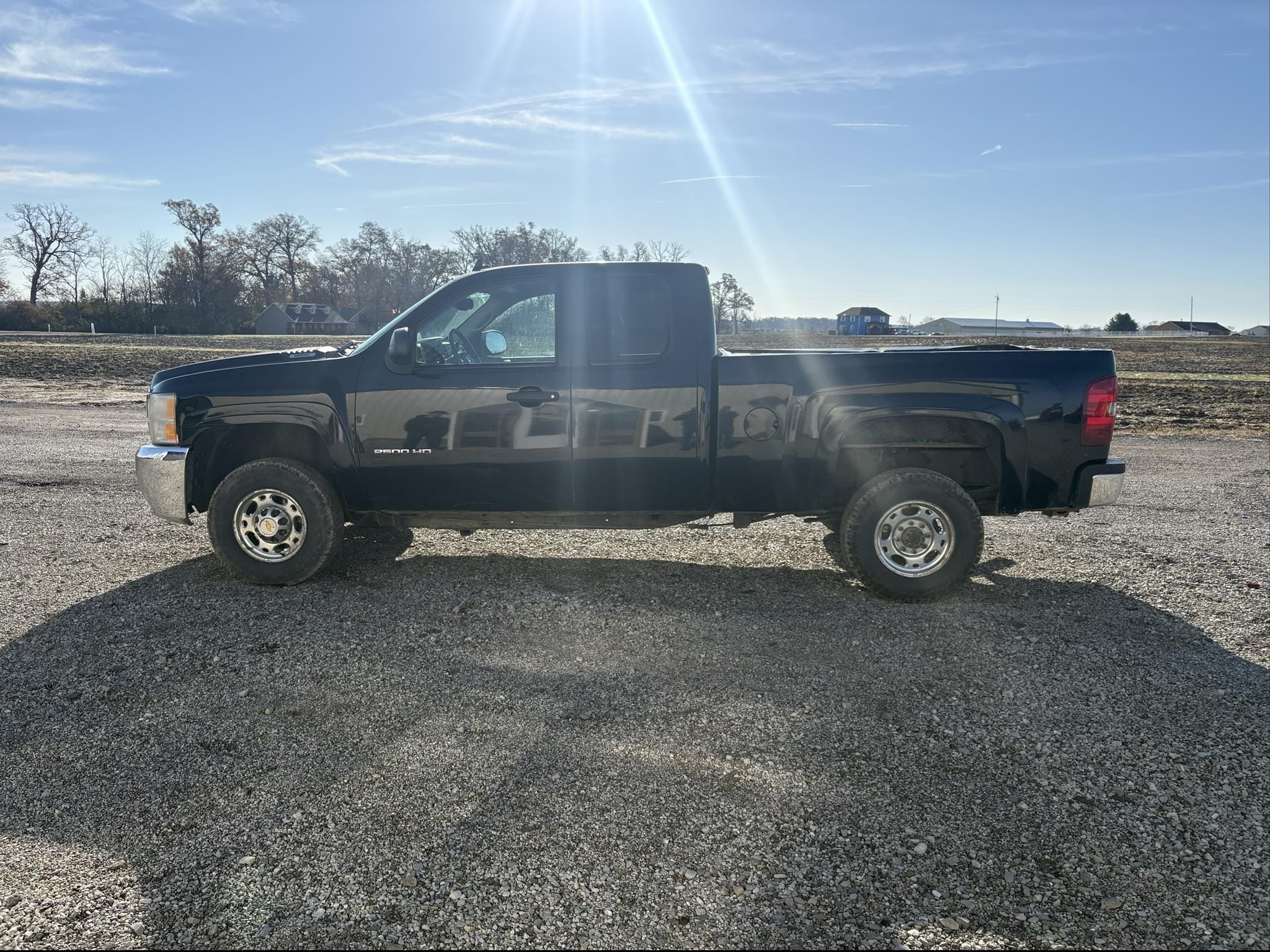 2009 Chevrolet 2500 Equipment Image0