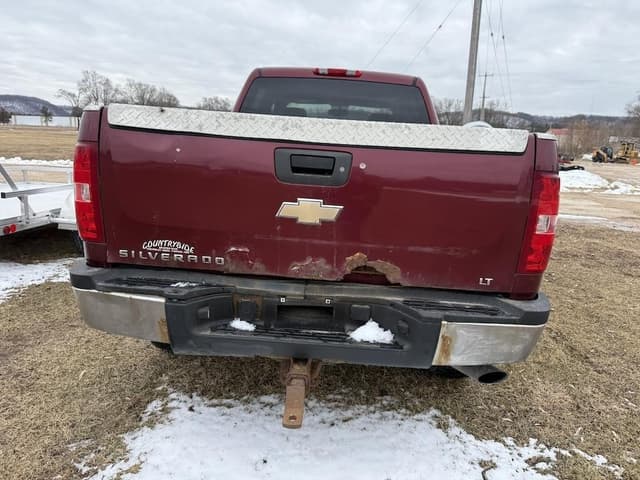 Image of Chevrolet 2500HD equipment image 4